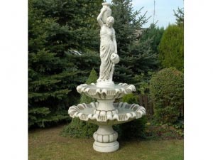 26. Девушка с кувшинами